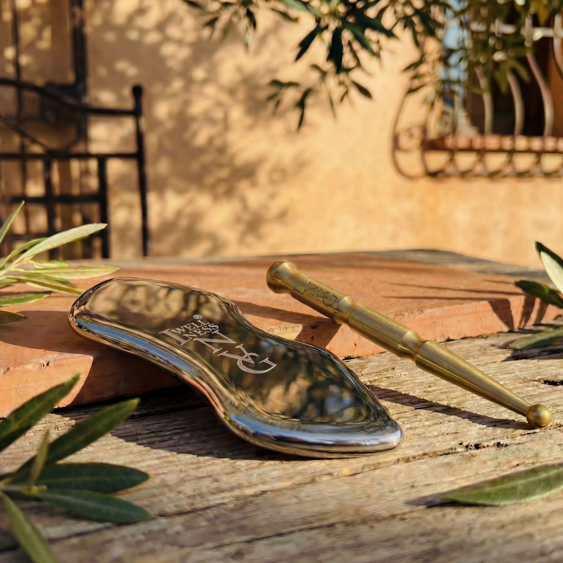 Ensemble stylo d'acupression & Gua Sha — Coffret revitalisant | INVG