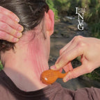 Der INVG Skarabäus – Walnuss- & Messing-Akupressurwerkzeug